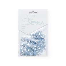 Opakowanie 1400 szt. jasnoniebieskich kryształków Pastel Blue z logo Julia Nessa crystal