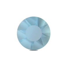 Kryształek Pastel Blue w rozmiarze 5 – jasnoniebieski, zbliżenie na szlif