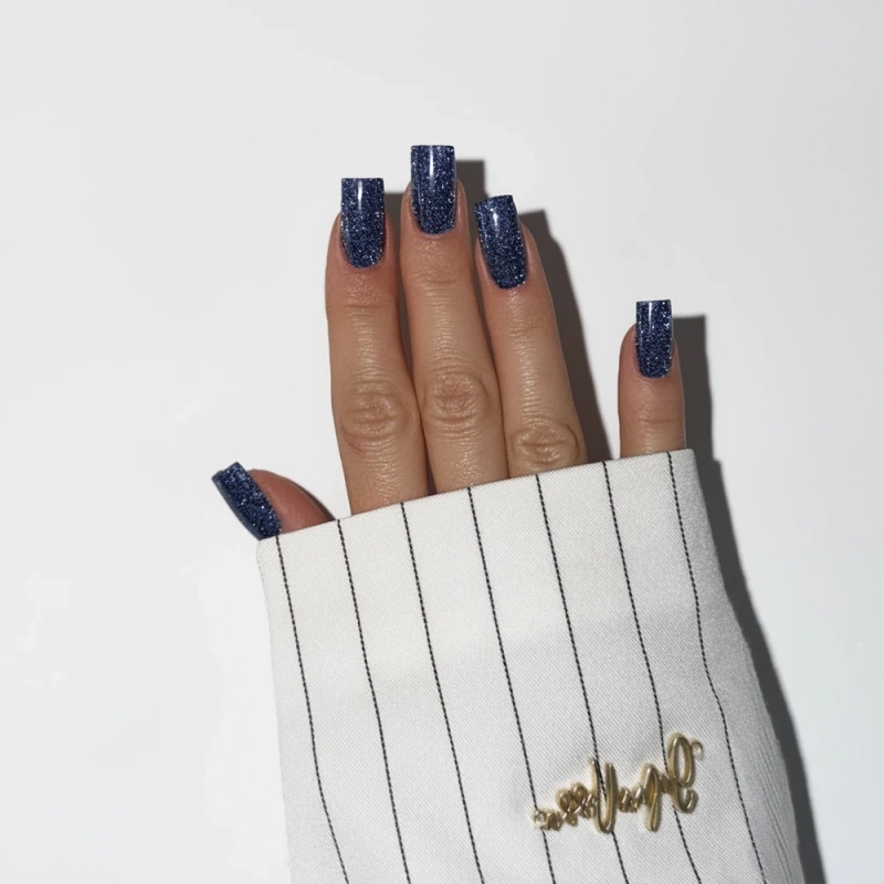 lakier-hybrydowy-nessauv-lac-flash-959-manicure-na-rece