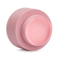 Otwarty słoiczek z płynnym akrylożelem Liquid AcrylicGel Soft Pink 50 ml w jasnoróżowym kolorze, widok z boku na konsystencję produktu