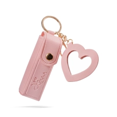 Różowe etui na pomadkę