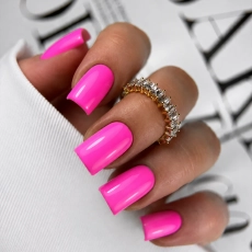 lakier-hybrydowy-nessauv-lac-726-rozowy-manicure-dlon