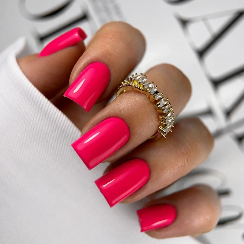 lakier-hybrydowy-nessauv-lac-730-manicure-aranzacja